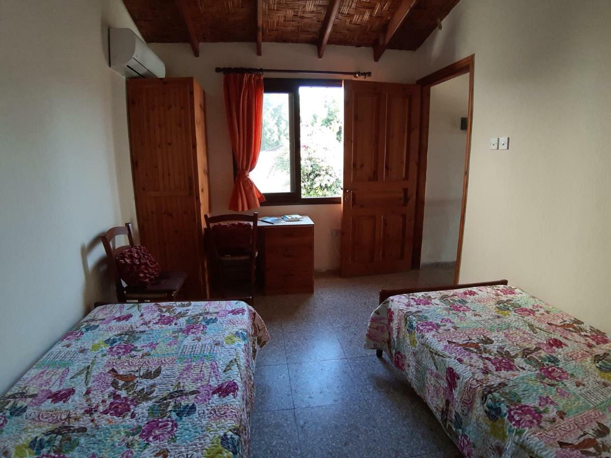Holiday home Arodafni House. Unique Views And Amazing Sunsets.