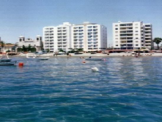 Pier 2* Limassol