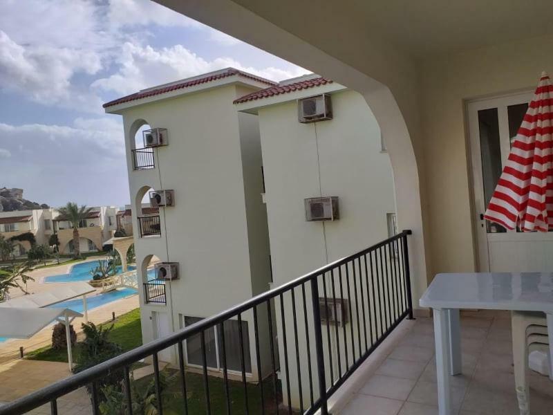 Sunrise Club Apartamento Gastria