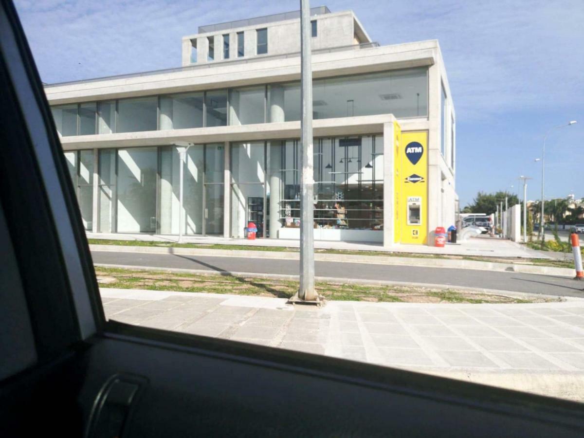 Elysia Park Modern Townhouse Paphos