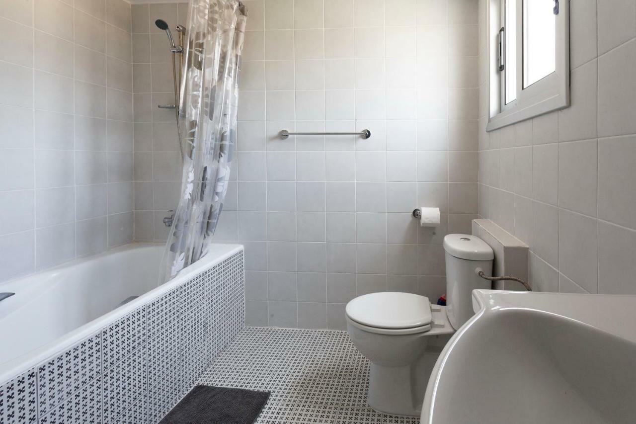 Coral Bay Sea Breeze - 3 Bedroom Pegeia