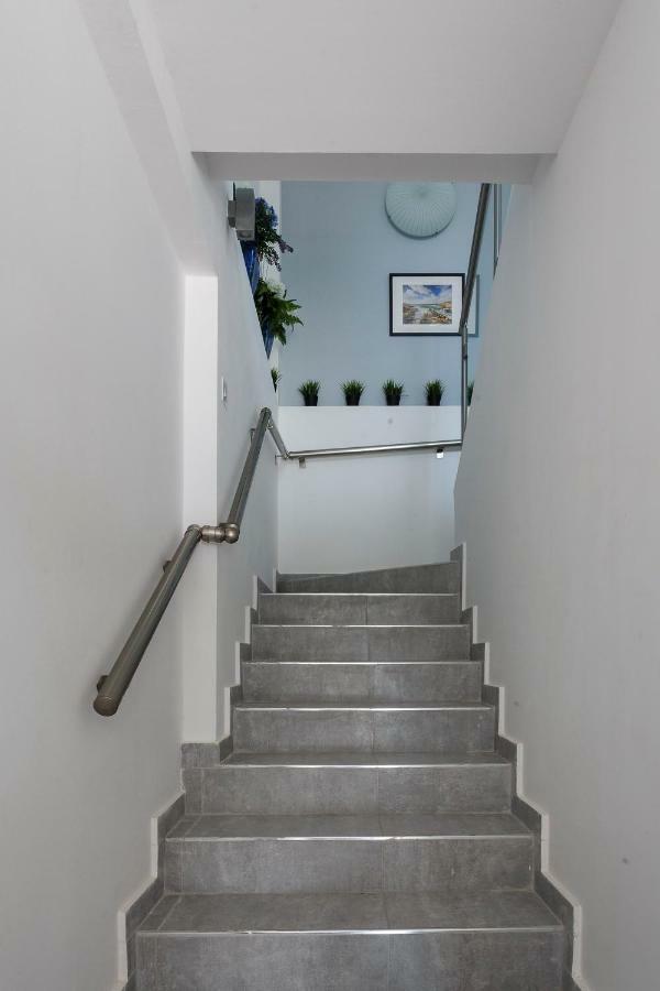 Coral Bay Sea Breeze - 3 Bedroom Pegeia