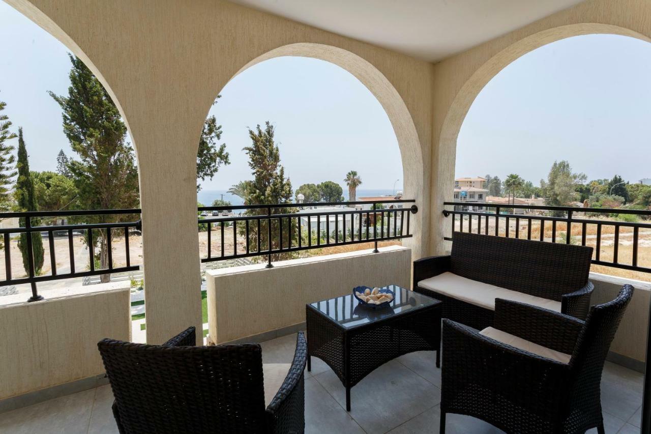 Coral Bay Sea Breeze - 3 Bedroom Apartamento Pegeia