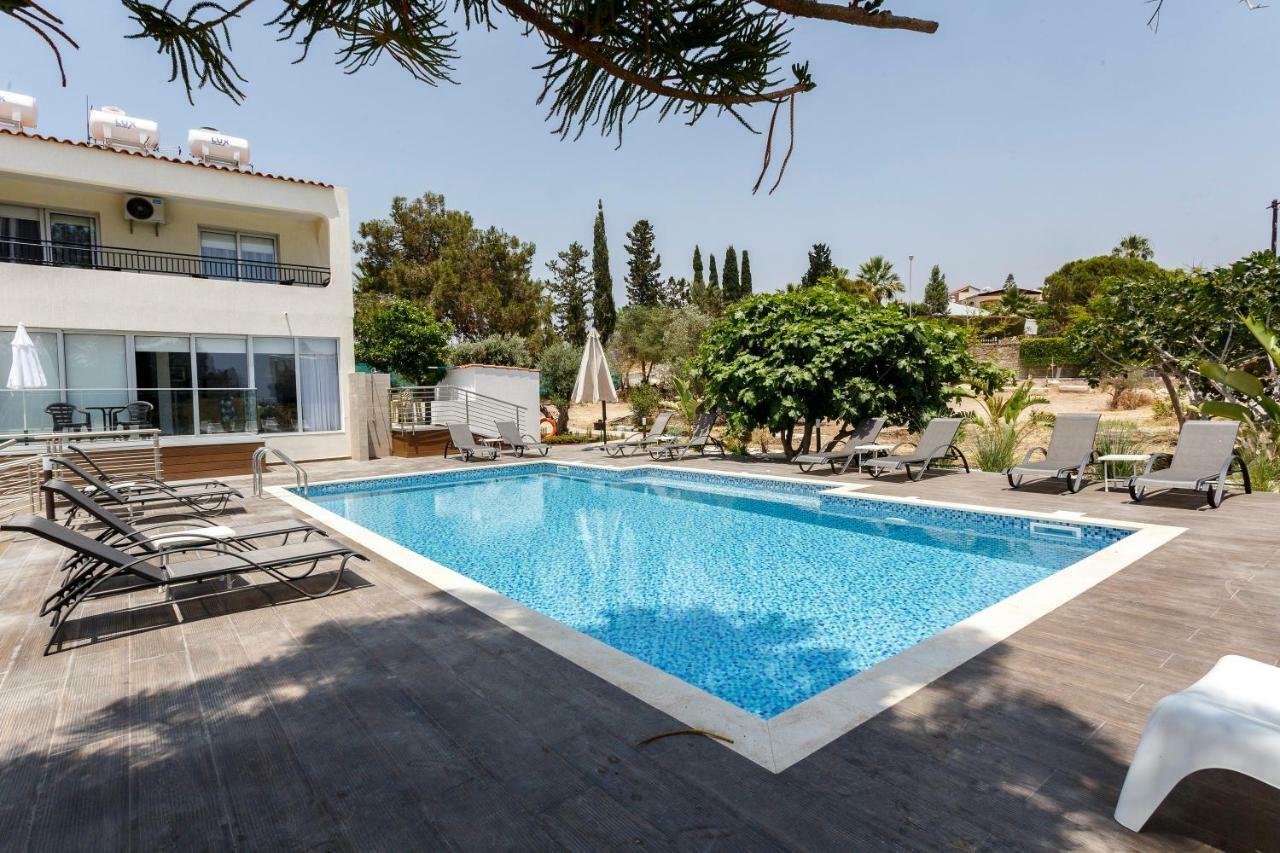 Coral Bay Sea Breeze - 3 Bedroom Apartamento