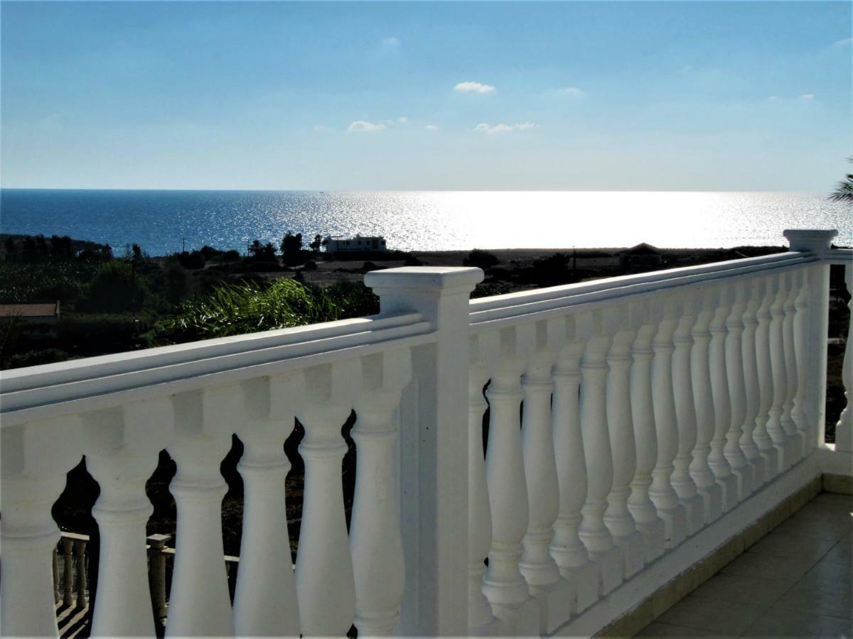 Dioni Holiday home Coral Bay