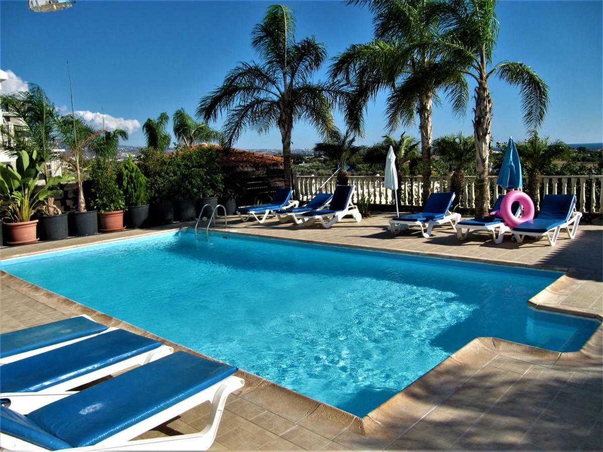 Dioni Coral Bay