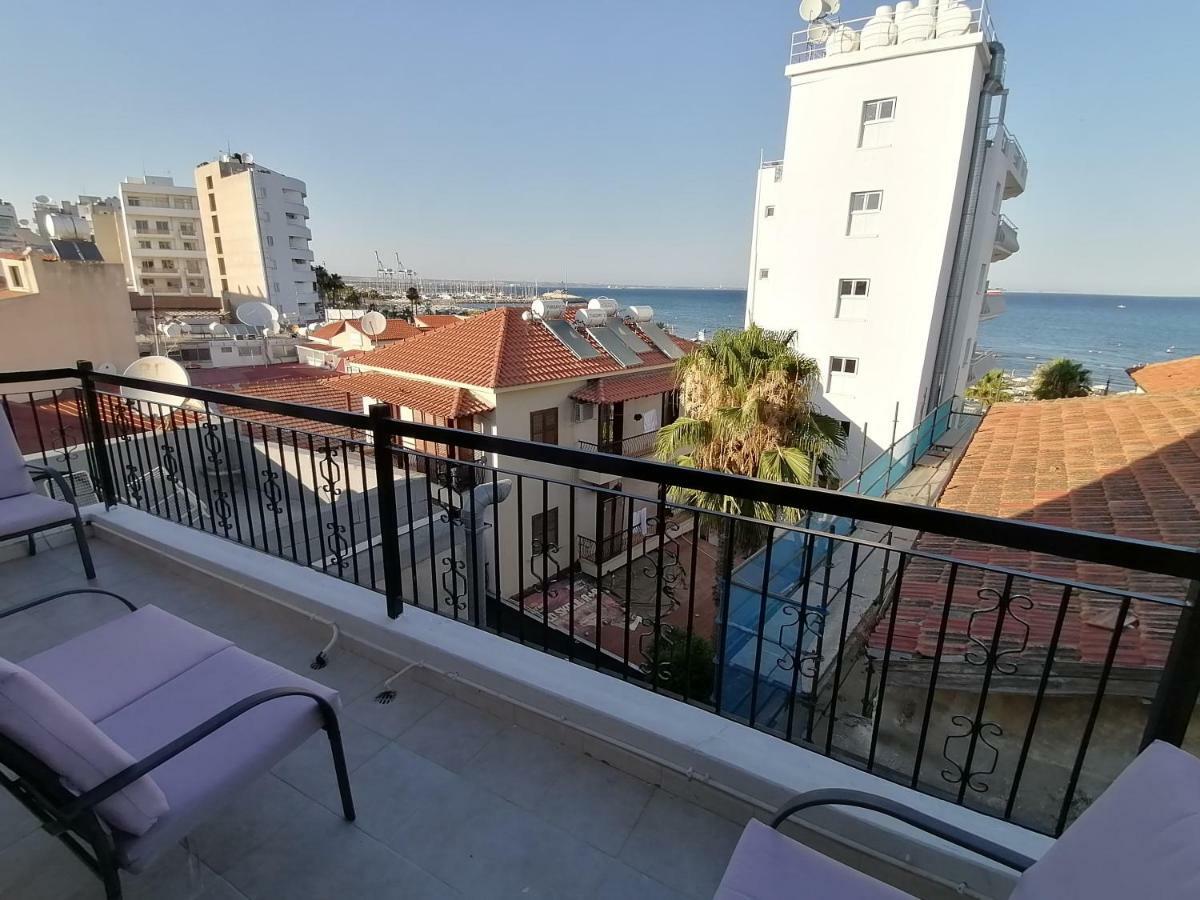 Must - Finikoudes Seaview Apartment