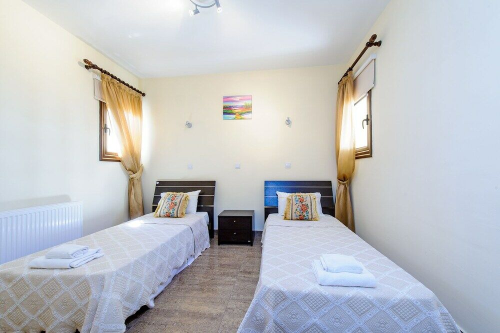 Hotel Seafront Luxury Protaras