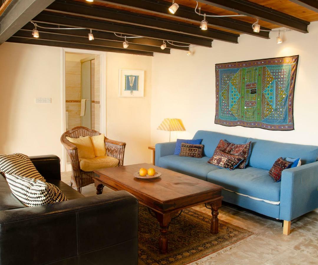 Apartment Dolphin And Studios Tochni