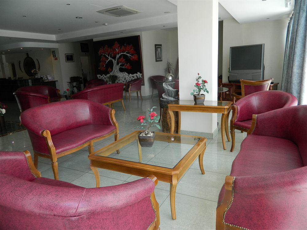 M. Moniatis Hotel 3*