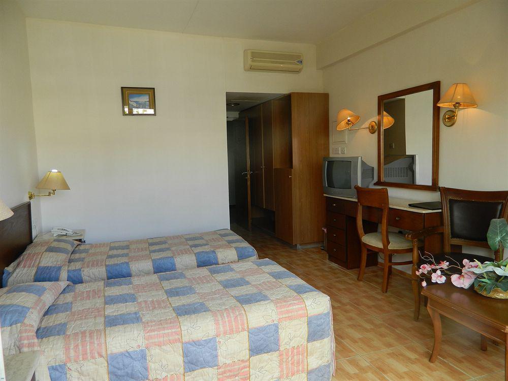 Hotel M. Moniatis 3*
