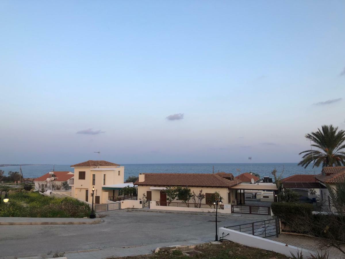 Eva * Agios Theodoros