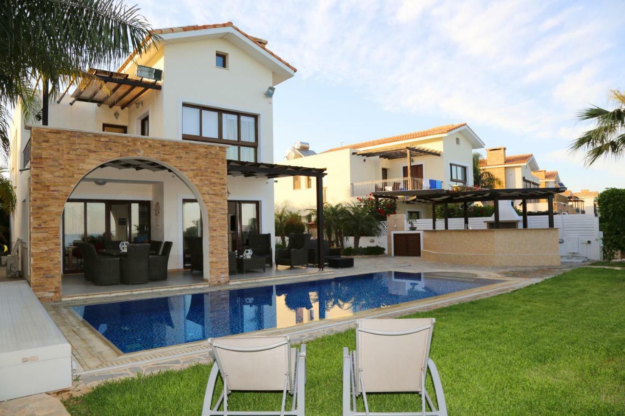 Pousada Ionion Beachfront