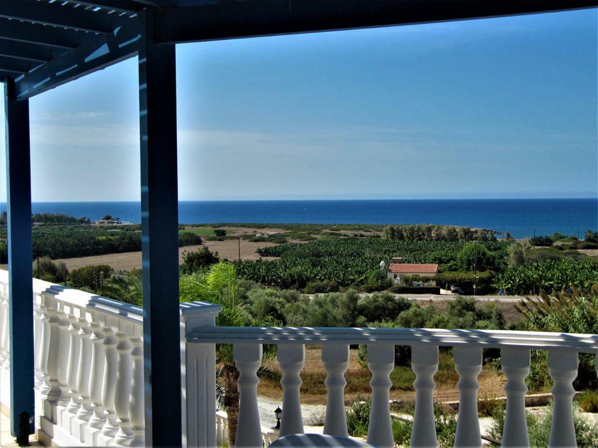 Dioni Holiday home *