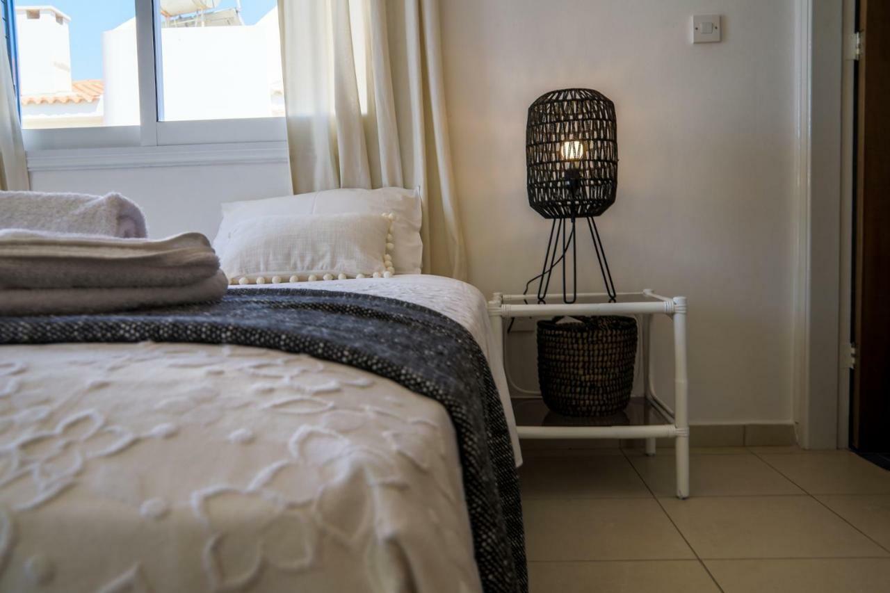 Villa Phaedrus Living: Seaside Luxury Anafi