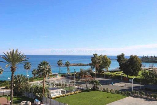 Pallinio Court 402 Fig Tree Bay- Beach, Iasonos Str 7a Apartment *