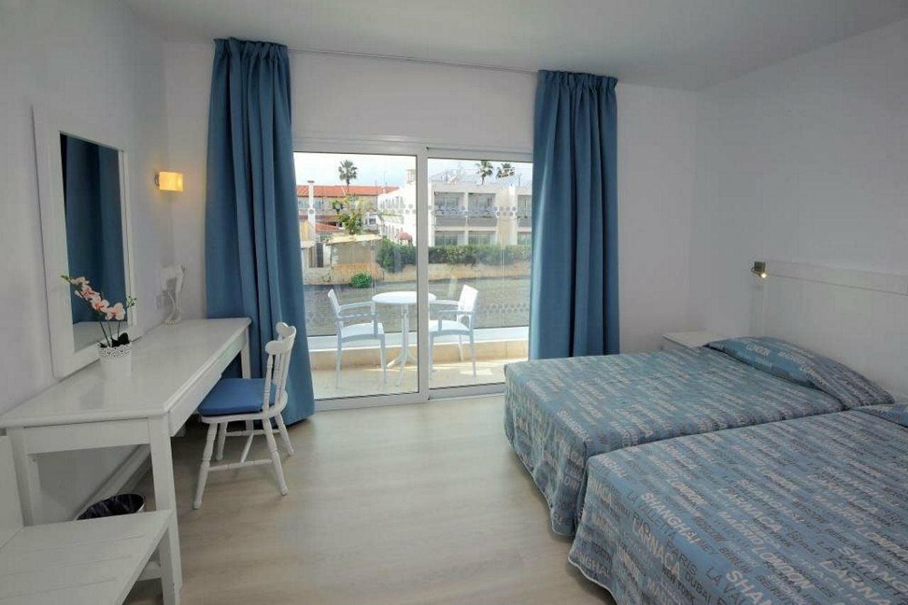 Liquid Aparthotel Agia Napa