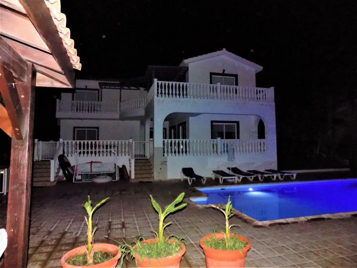 Dioni Holiday home Coral Bay