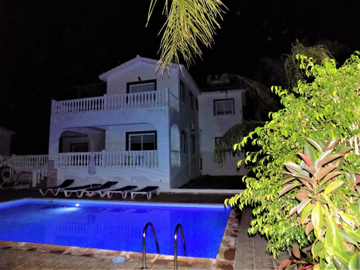 Dioni Holiday home *