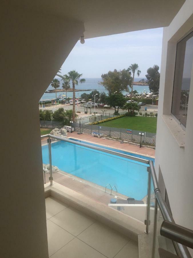 Pallinio Court 402 Fig Tree Bay- Beach, Iasonos Str 7a *