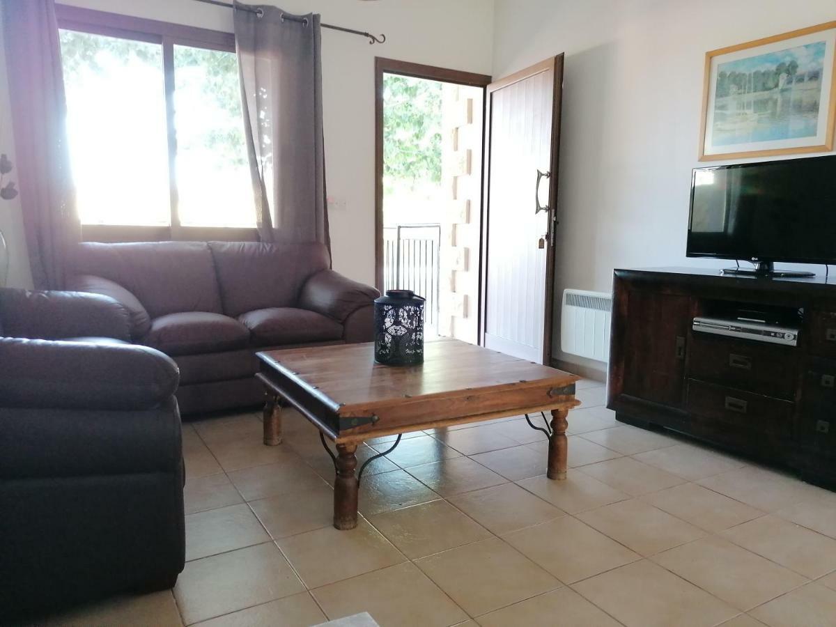 Avra Family Maisonettes Apartment Polis