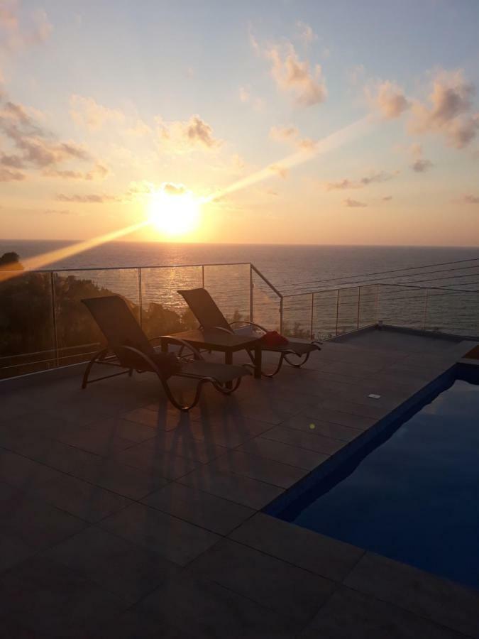 Villa Paradise Blue *