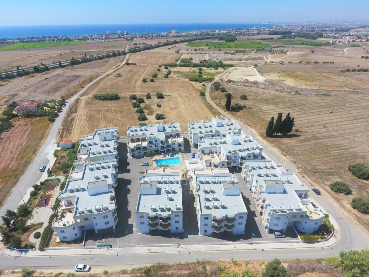Oceania Bay Village *