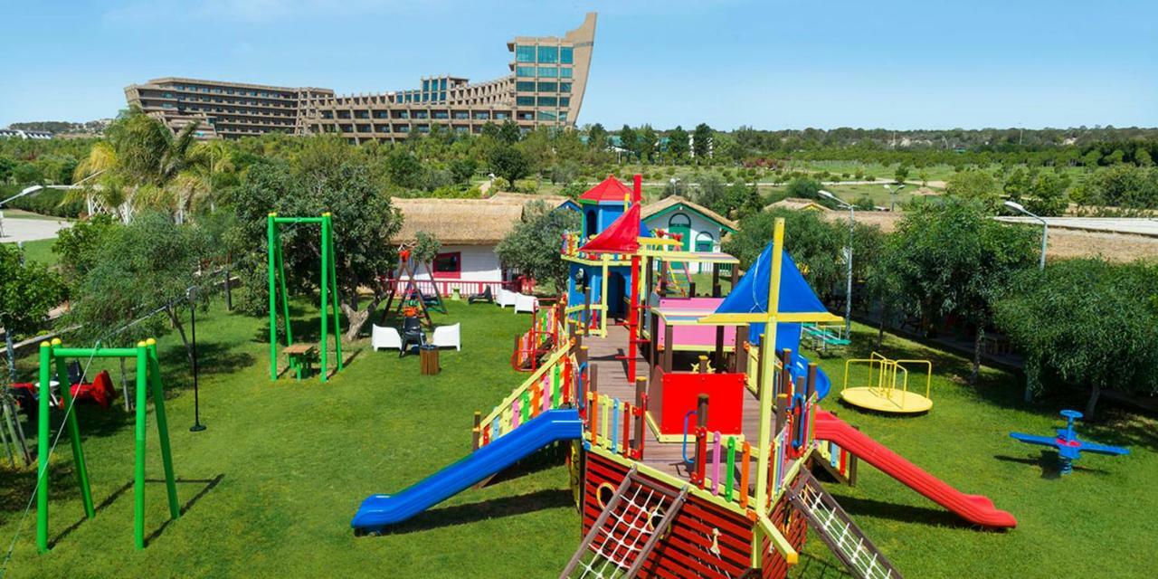 Hotel Noah's Ark Deluxe &