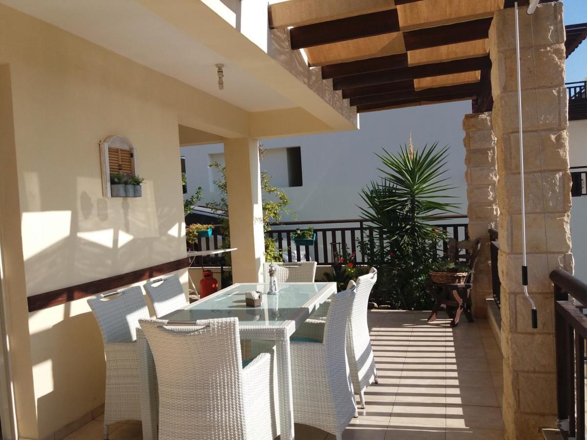 Loggin Holiday House * Peyia