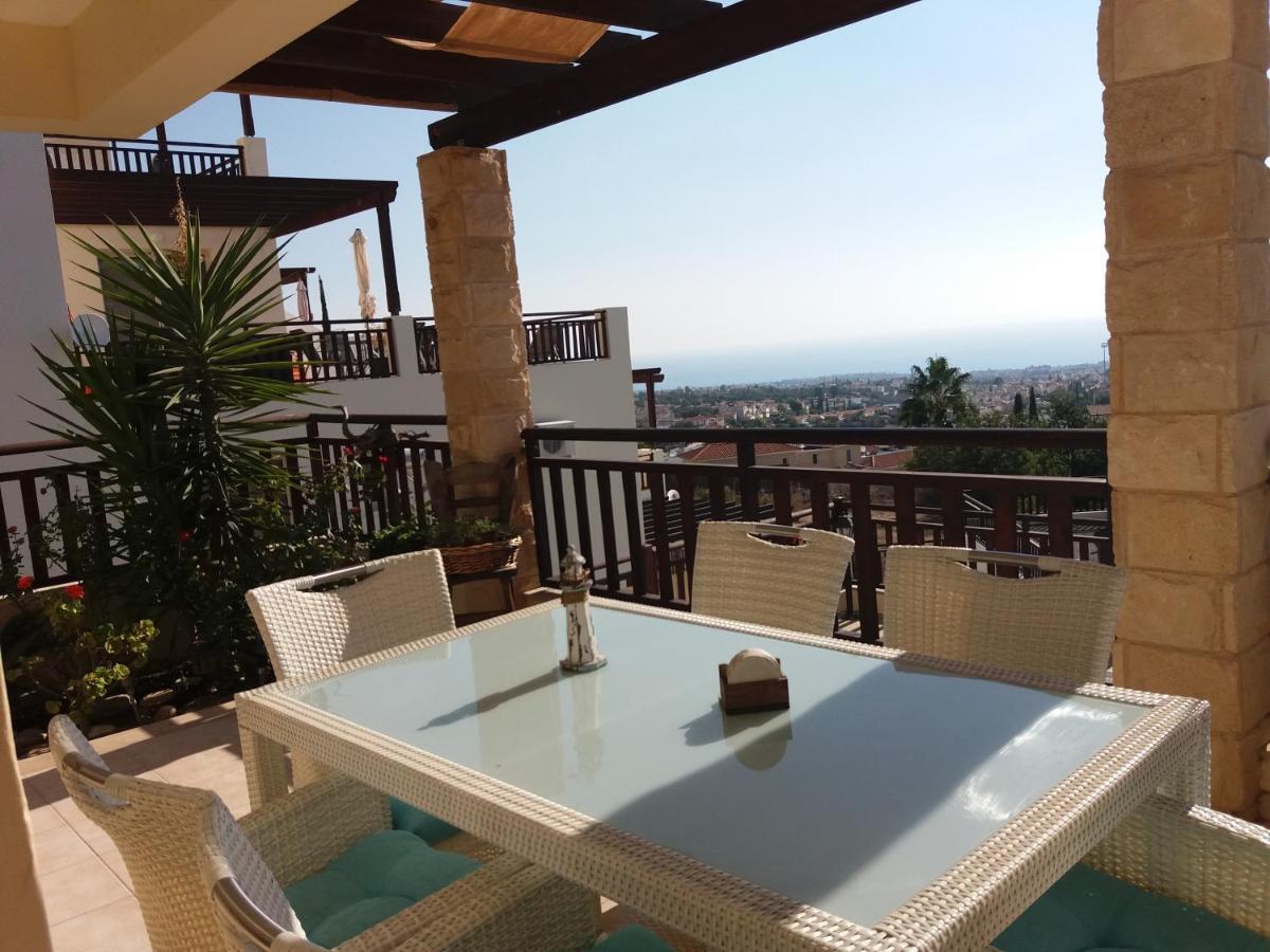 Loggin Holiday House Holiday home Peyia