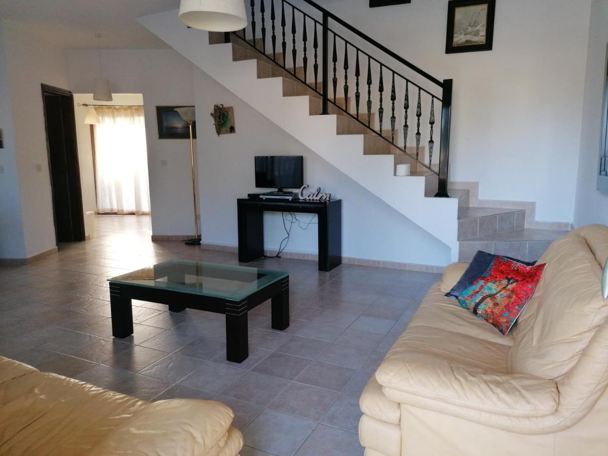 Avra Family Maisonettes * Polis