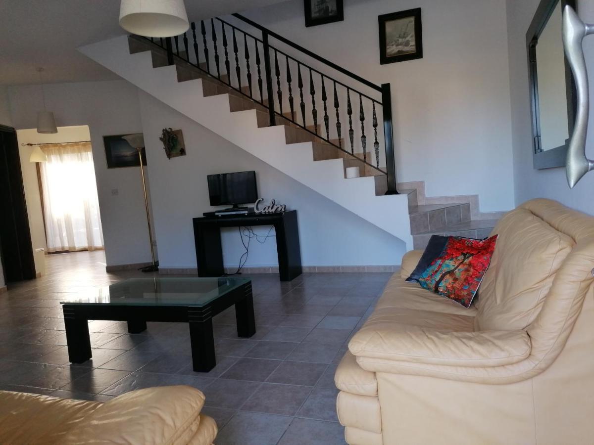 Apartment Avra Family Maisonettes Polis