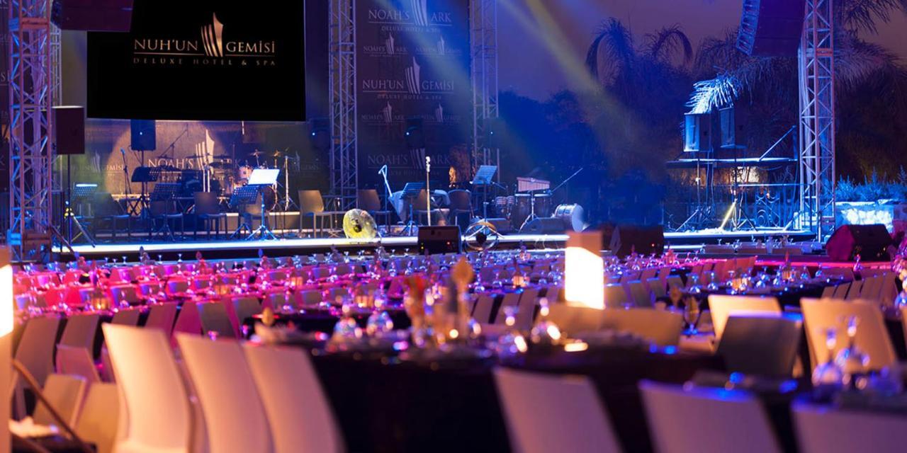 Hotel Noah's Ark Deluxe & 5*