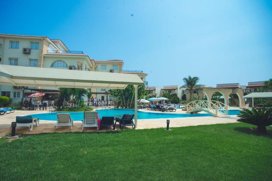 Sunrise Club Apartamento Gastria