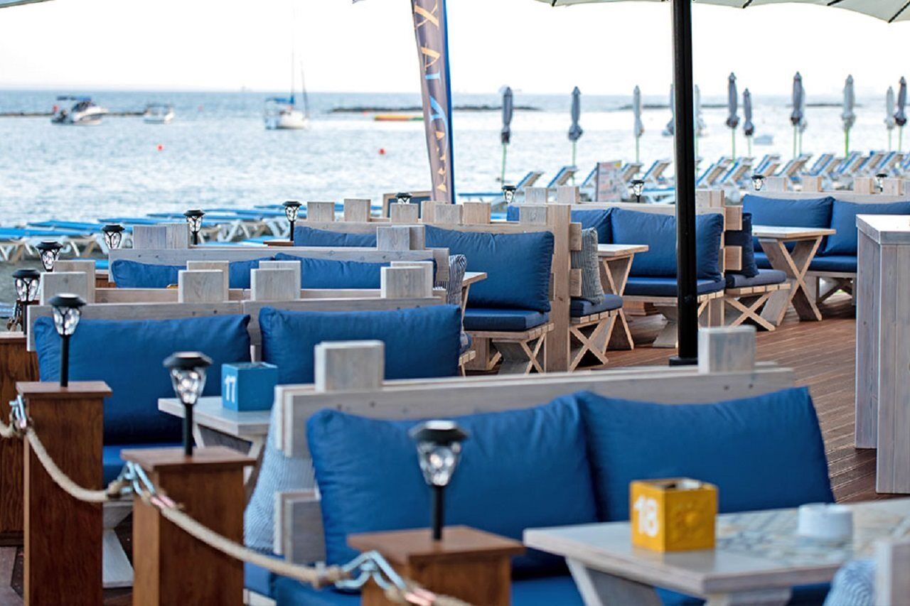 Hotel Poseidonia 4*