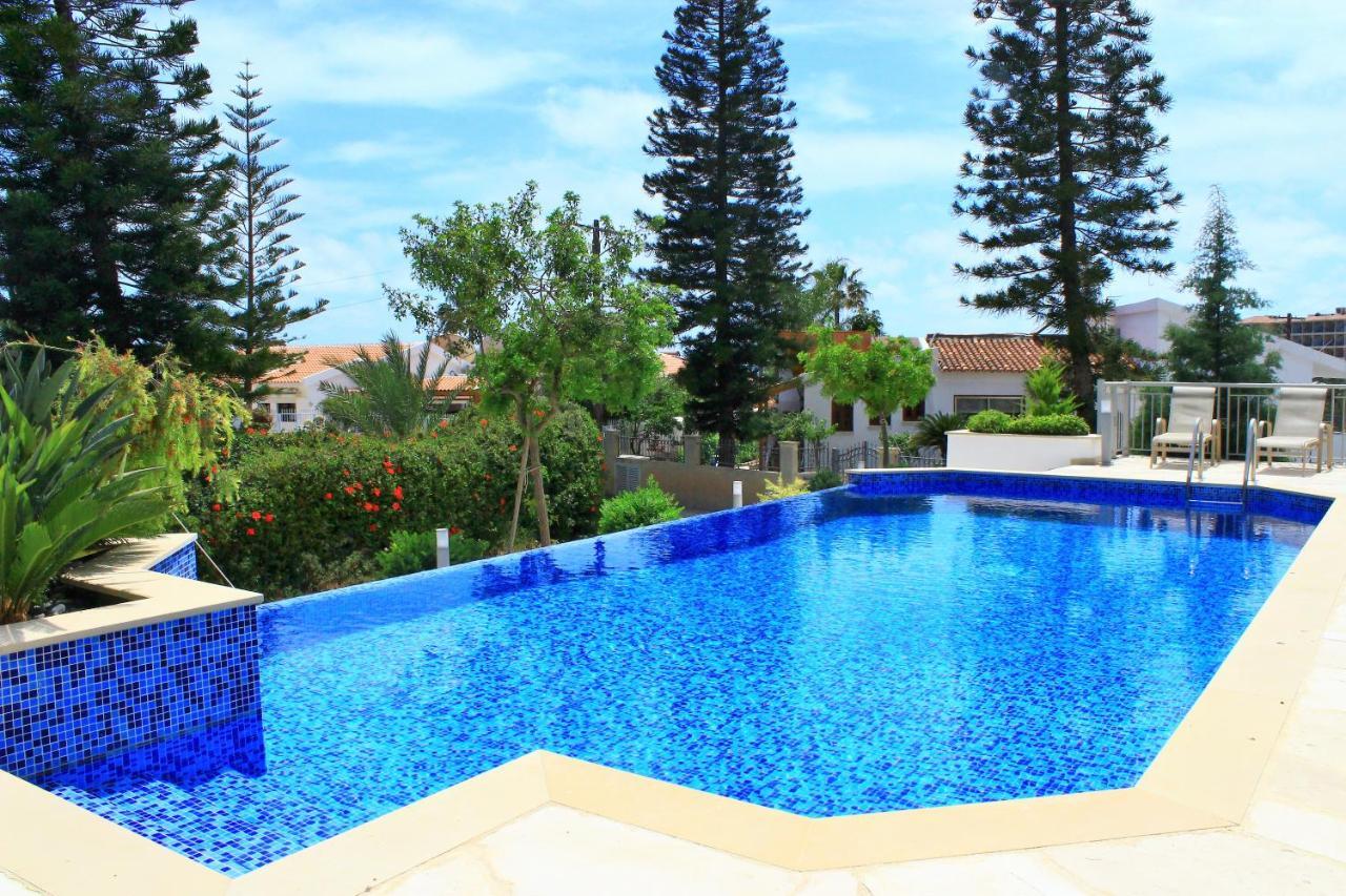 Coral Blue Bay Holiday home *