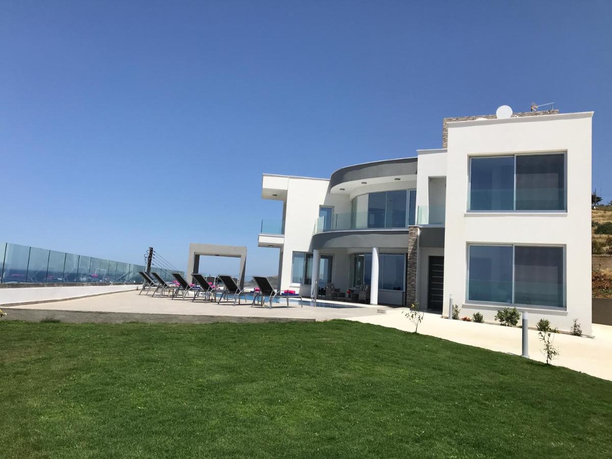 Elite Sea View Villa Pomos