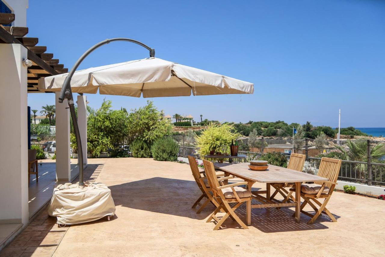 Phaedrus Living: Seaside Luxury Anafi Villa Paralimni