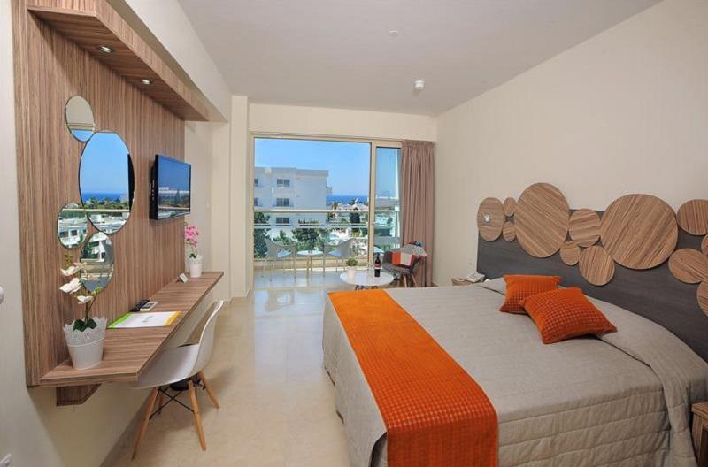 Nelia Gardens Hotel 4*