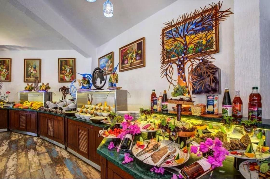 Merit Cyprus Gardens Seafront & Beach & Casino 4*