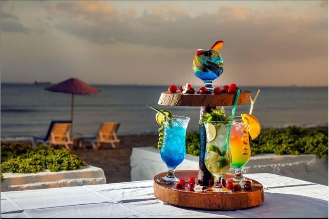 Merit Cyprus Gardens Seafront & Beach & Casino Hotel 4*