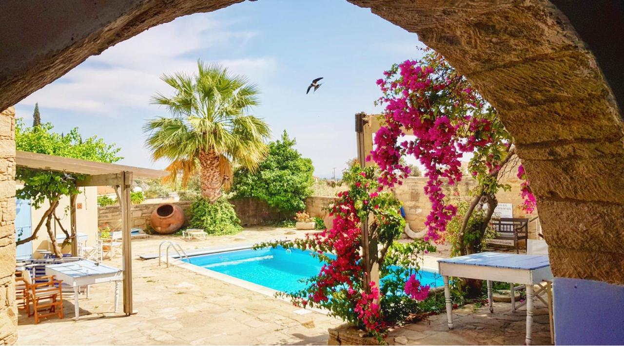 Myrto House * Tochni