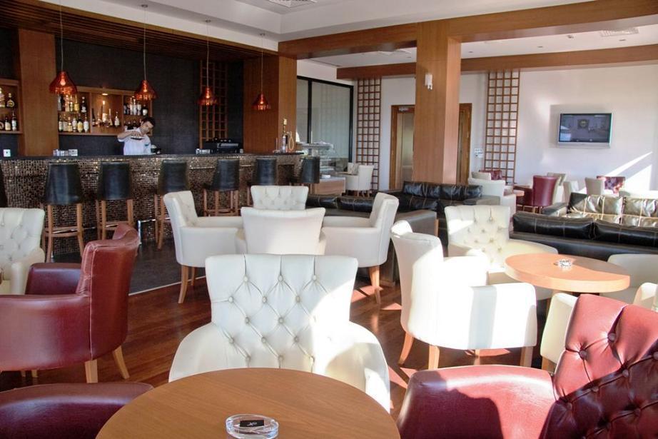 Korineum Golf & 4*
