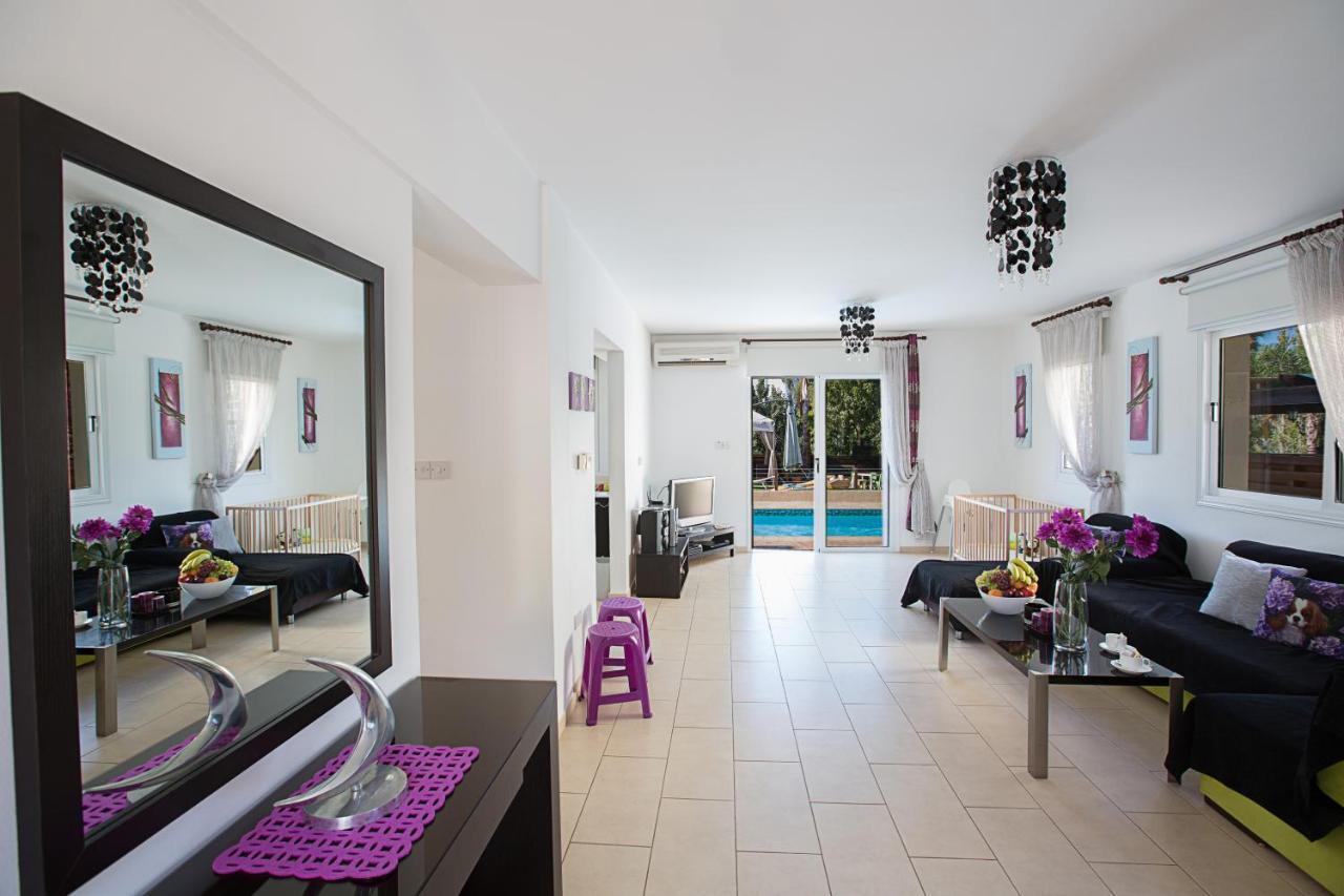 Villa Antonia Protaras