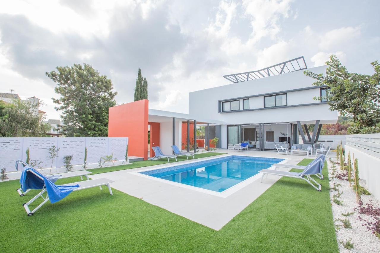 Villa Colour Residences