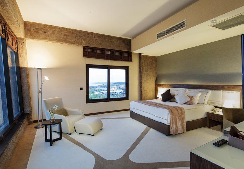 Noah's Ark Deluxe Hotel Vokolidha