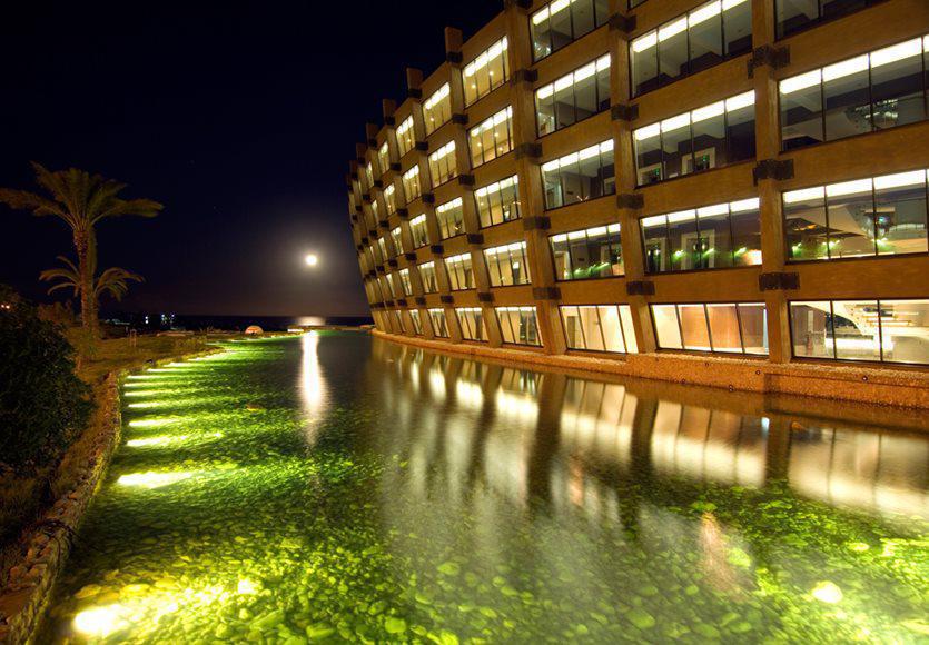 Noah's Ark Deluxe Hotel Vokolidha