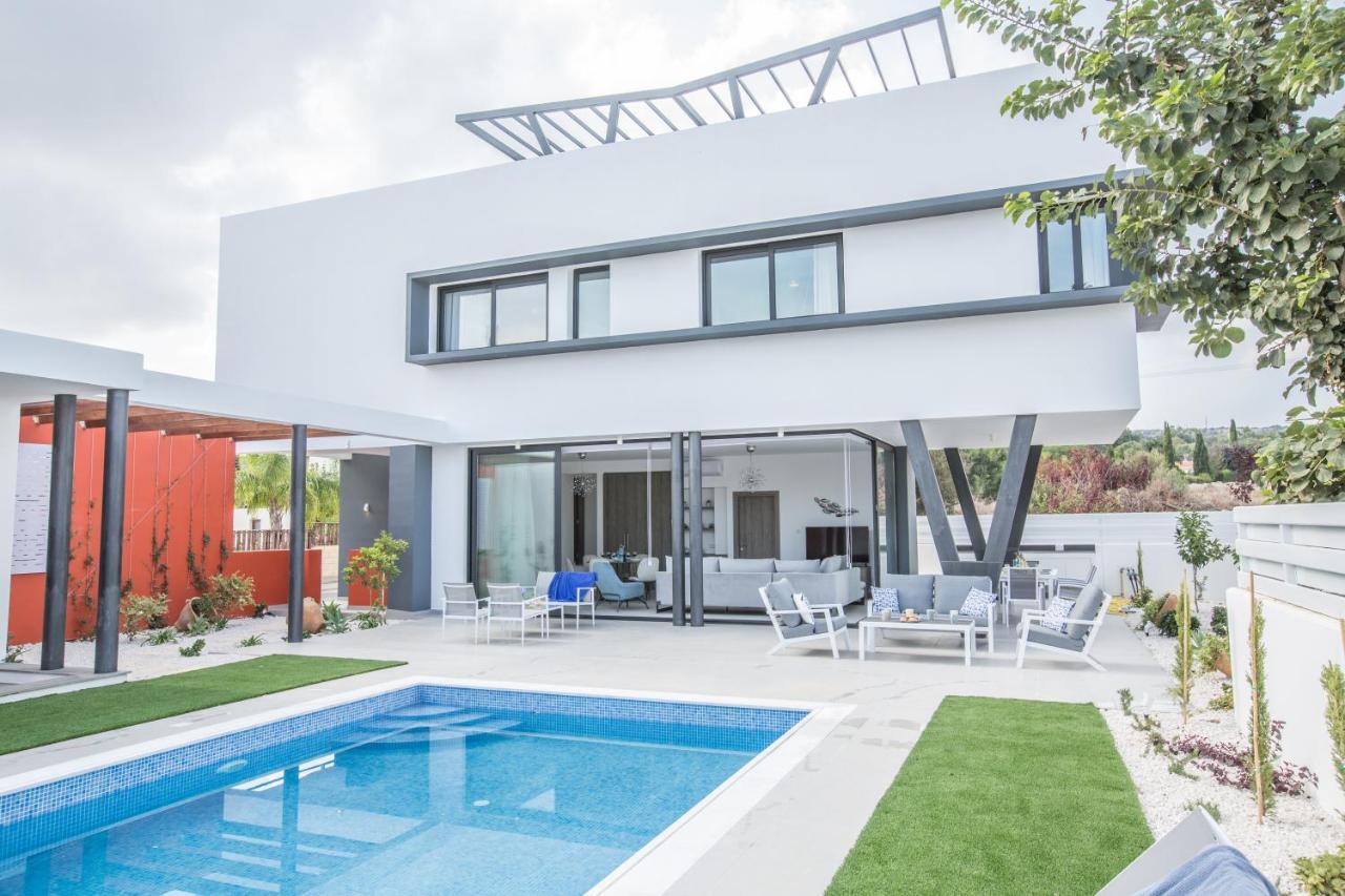 Colour Residences *