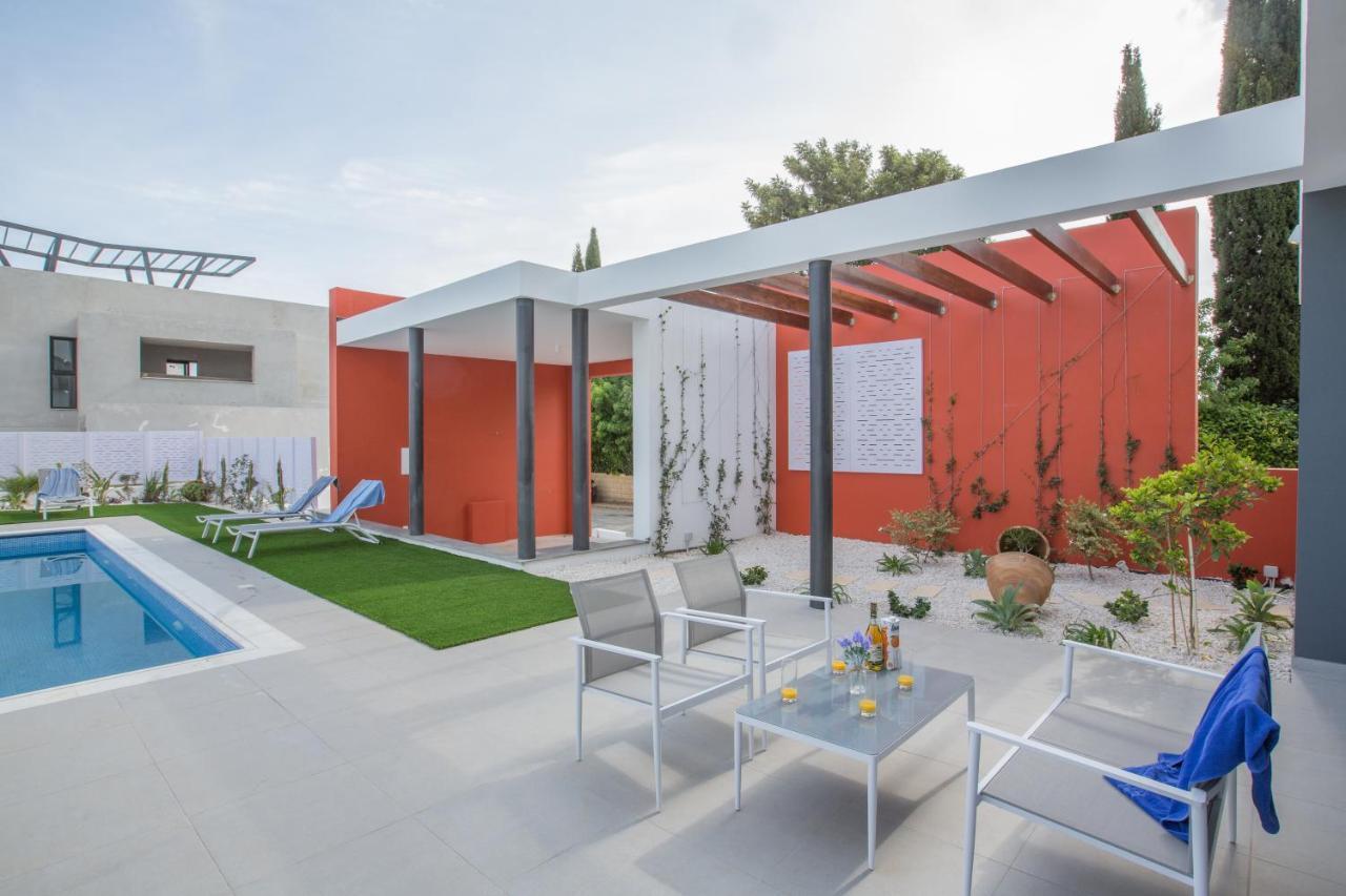 Colour Residences *
