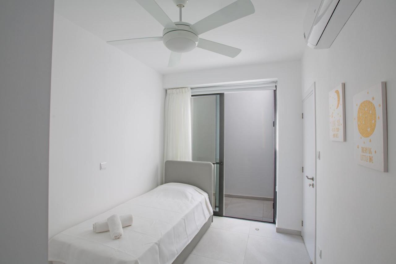 Colour Residences Villa *